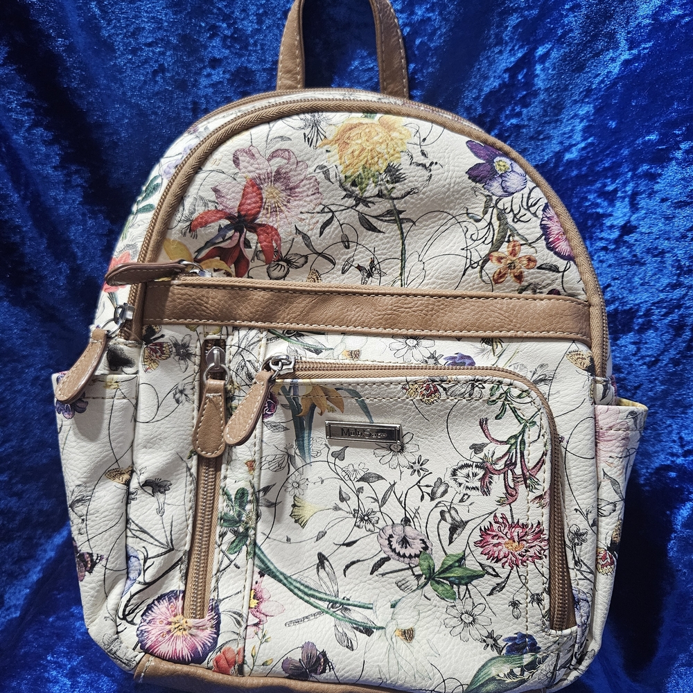 Women's Adele Multisac Backpack With Multiple Zip… - image 1